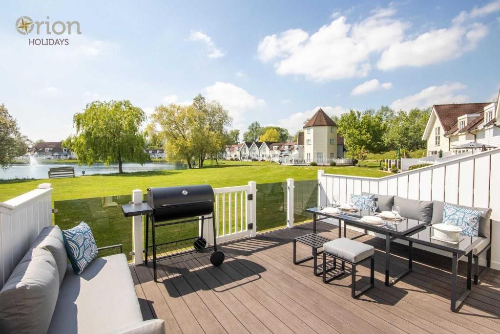 Udsigt til en flod der løber i nærheden af feriehuset