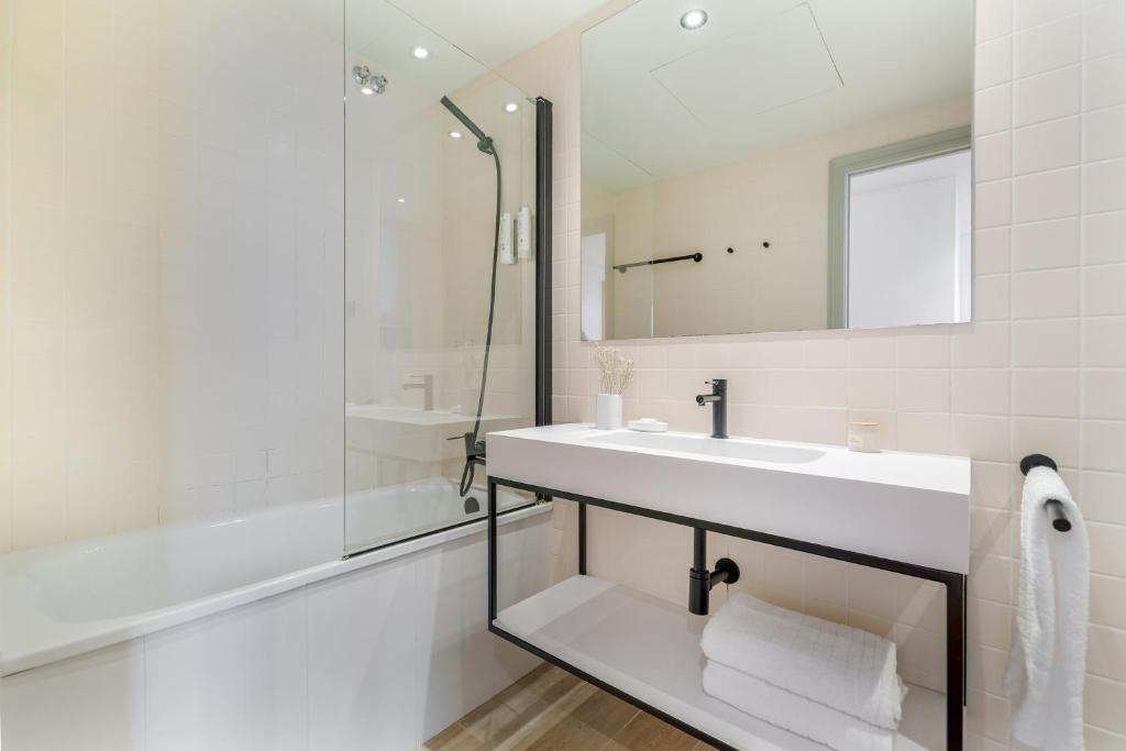 Kúpeľňa v ubytovaní Aspasios Rambla Catalunya Apartments