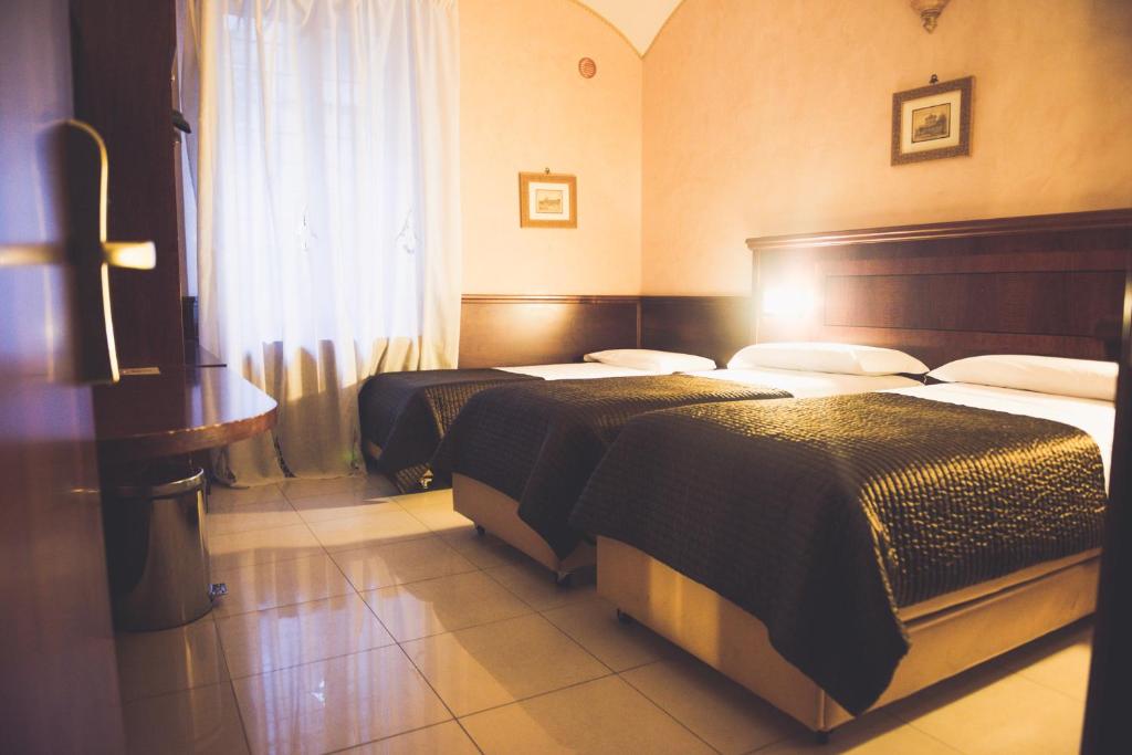 
Comfort Triple Room with Shower
