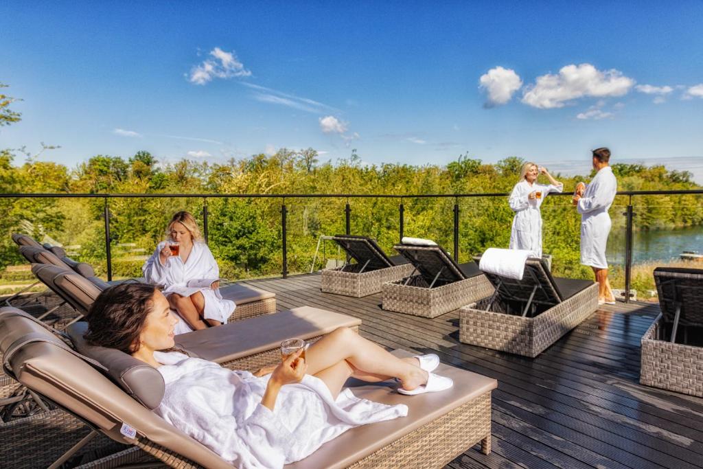 Hosté ubytování Bernstein Acamed Resort