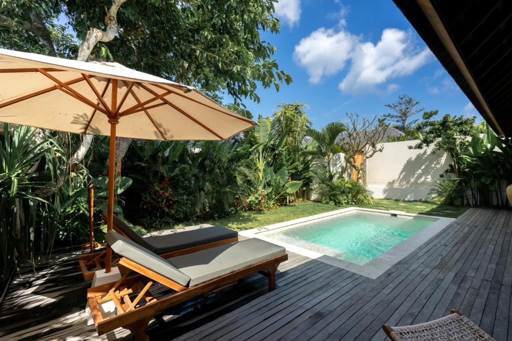 Mona Boutique Villas & Spaの敷地内または近くにあるプール