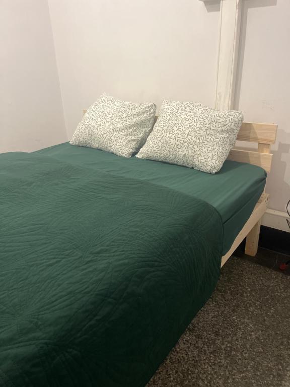Posteľ alebo postele v izbe v ubytovaní Room in Old Town Krakow