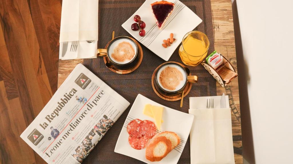 Jedlo v ubytovaní bed & breakfast alebo blízkom okolí