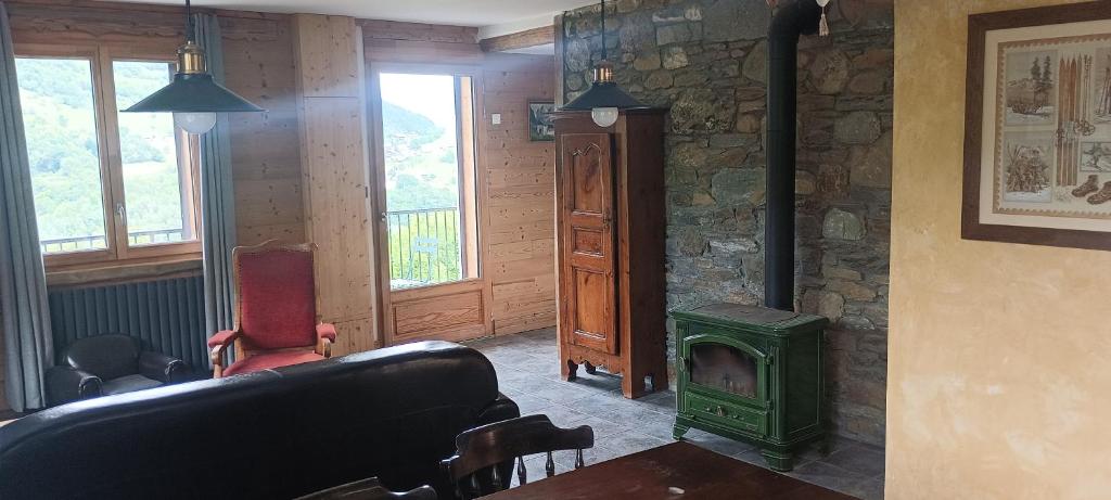 Posezení v ubytování Le Chalet des Fées