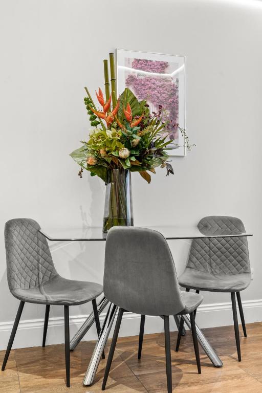 Cleveland Residences Russell Square - One Bedroom Apartment Lower Ground Floor