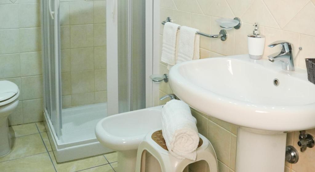 Uria Rooms & Suite B&B - 15