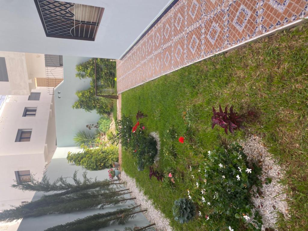 Zahrada ubytování Maison d'hôtes familiale "Dar Aboulanwar"