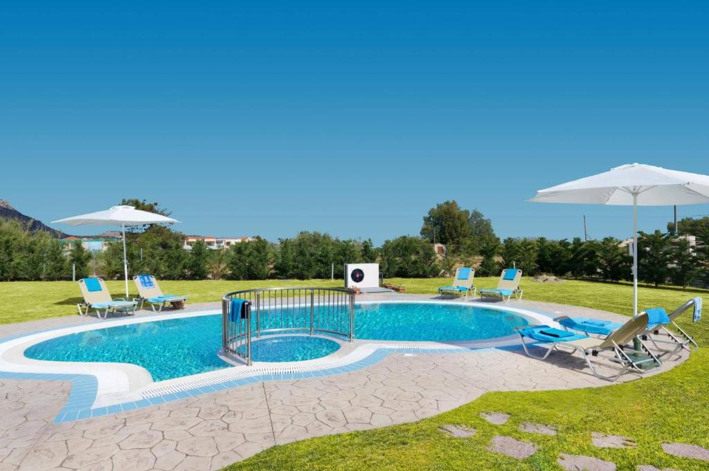 Bazén v ubytovaní Villa Rodos Artemis by Villa Plus alebo v jeho blízkosti