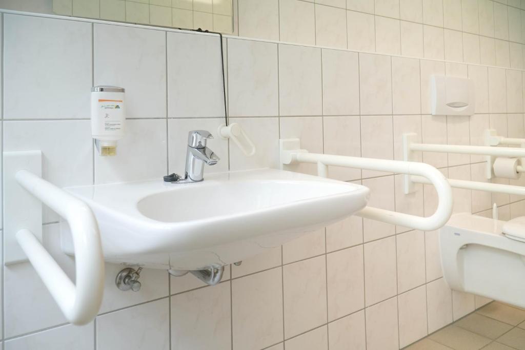 Koupelna v ubytování DJH Jugendherberge Dresden - Jugendgästehaus