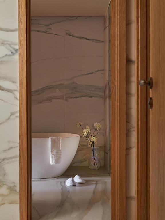 The Julius Prague - Resim 41