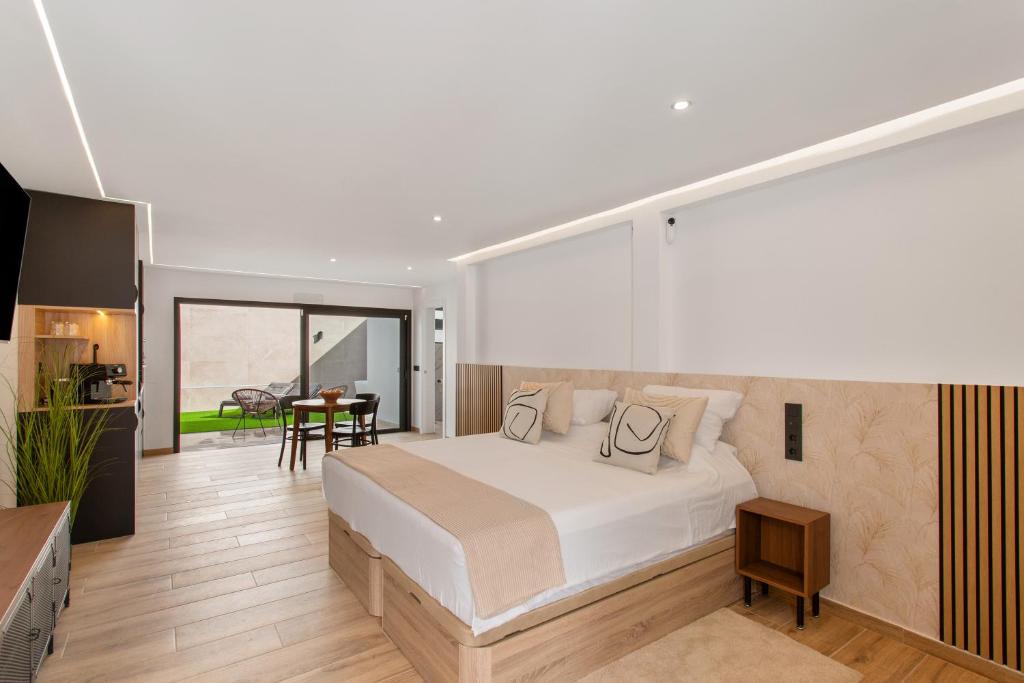 Ένα ή περισσότερα κρεβάτια σε δωμάτιο στο Odi Suite Room