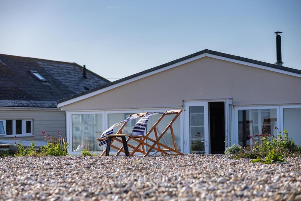 Το κτήριο όπου στεγάζεται  η παραθεριστική κατοικία