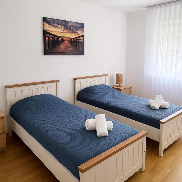 Apartman Vinkovci - Three-Bedroom Apartment