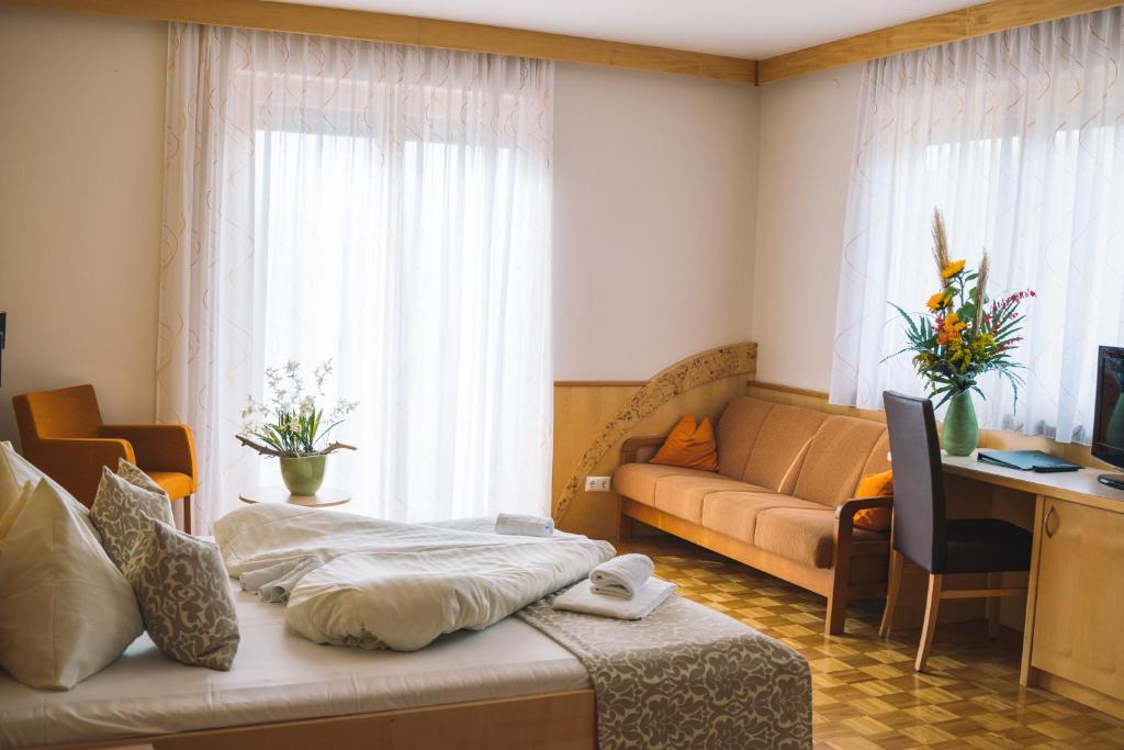 Posezení v ubytování Hotel Restaurant Thadeushof