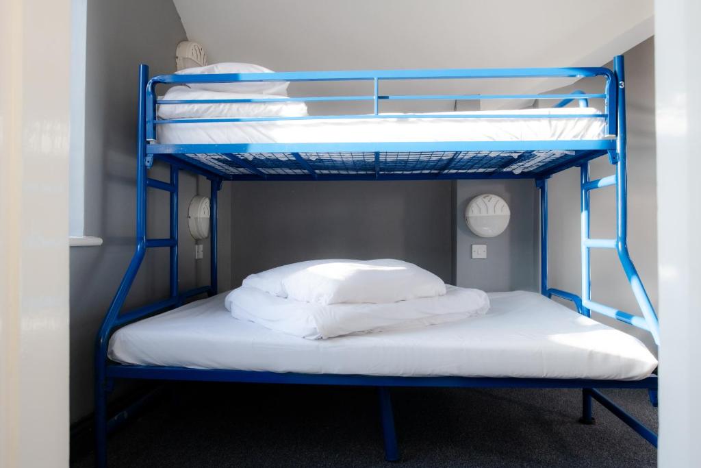 Katil atau katil-katil dalam bilik di The Dawson Hostel Galway