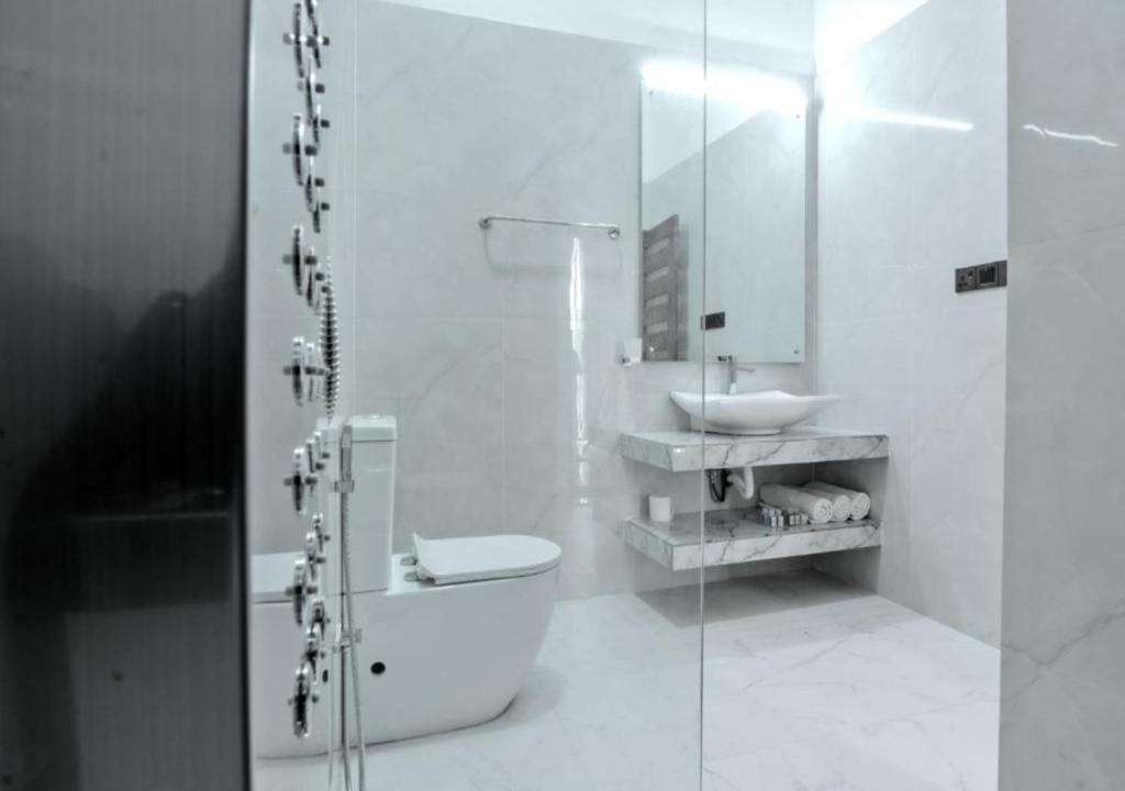 Koupelna v ubytování Hotel Alaskabay Arugambay