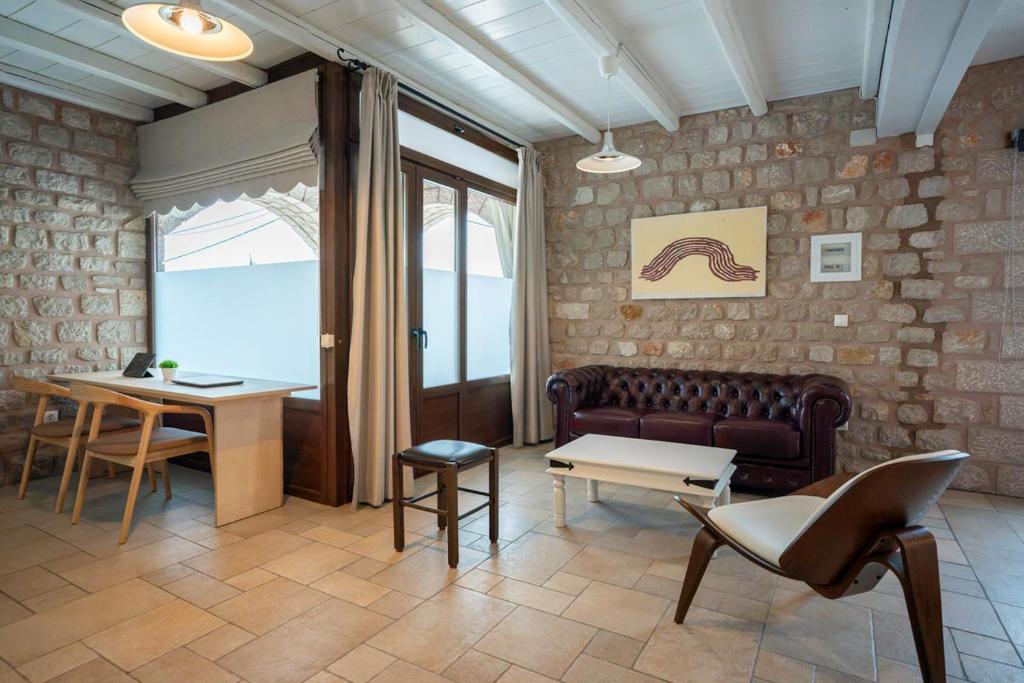 Myral Guesthouse - 18