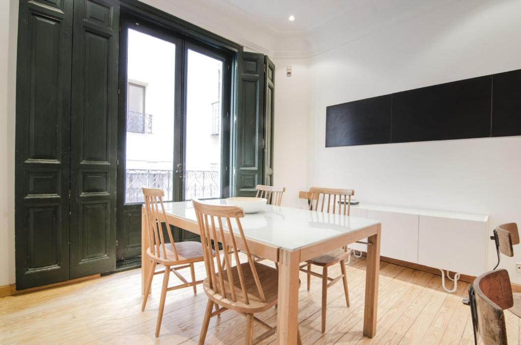 A television and/or entertainment centre at Apartment Fresa, 3