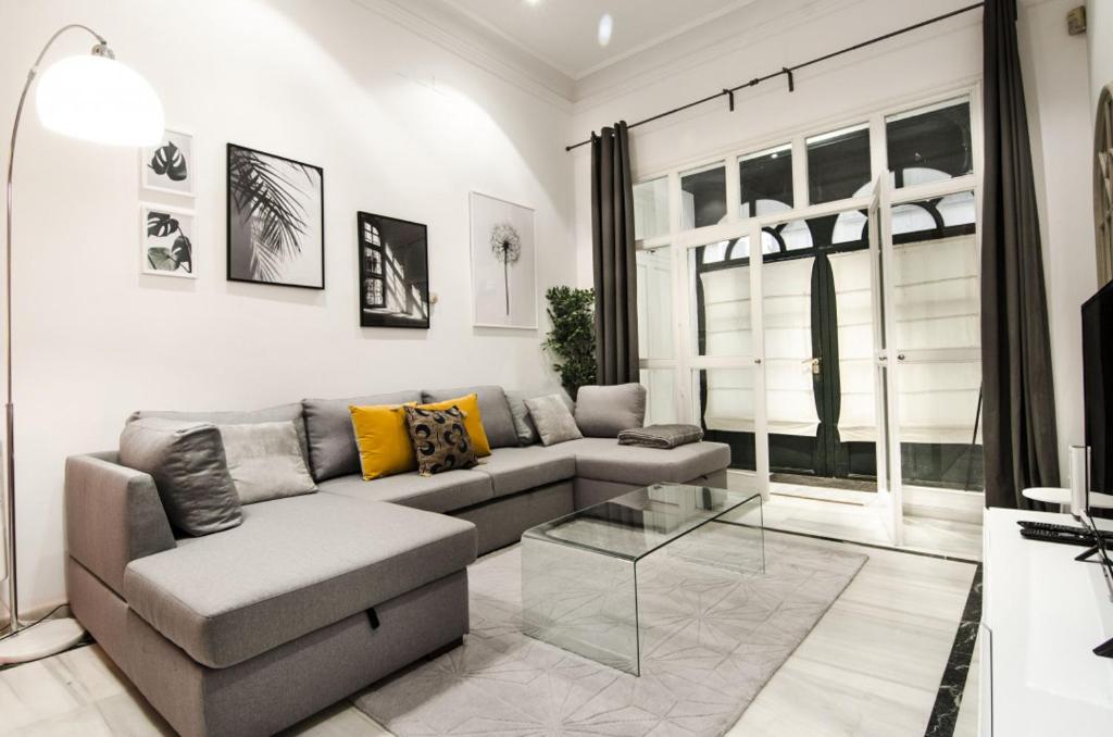 A seating area at Apartment Fresa, 3