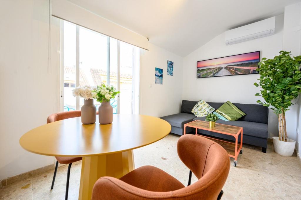 Cano Penthouse, terrace & 2 min to the beach by 10ToSea