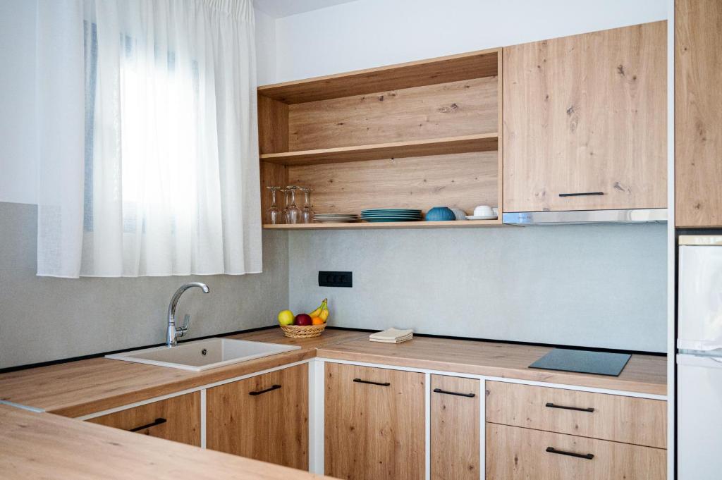 A kitchen or kitchenette at Bella Vista Stegna