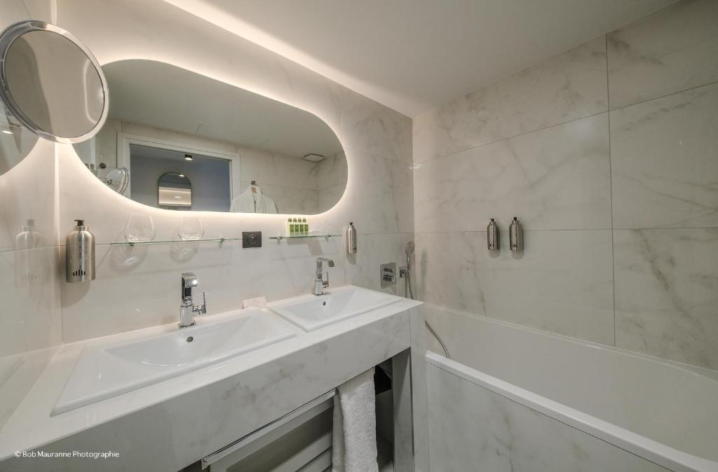 Hôtel et Restaurant Le Regina - Suite Supérieure