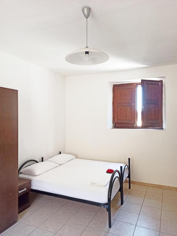 Eco Ostello Grisolia - Habitación Familiar Con Baño Privado