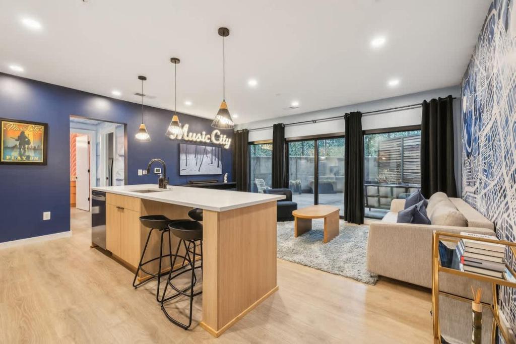 Η κουζίνα ή μικρή κουζίνα στο Welcome to The Skyline Condo