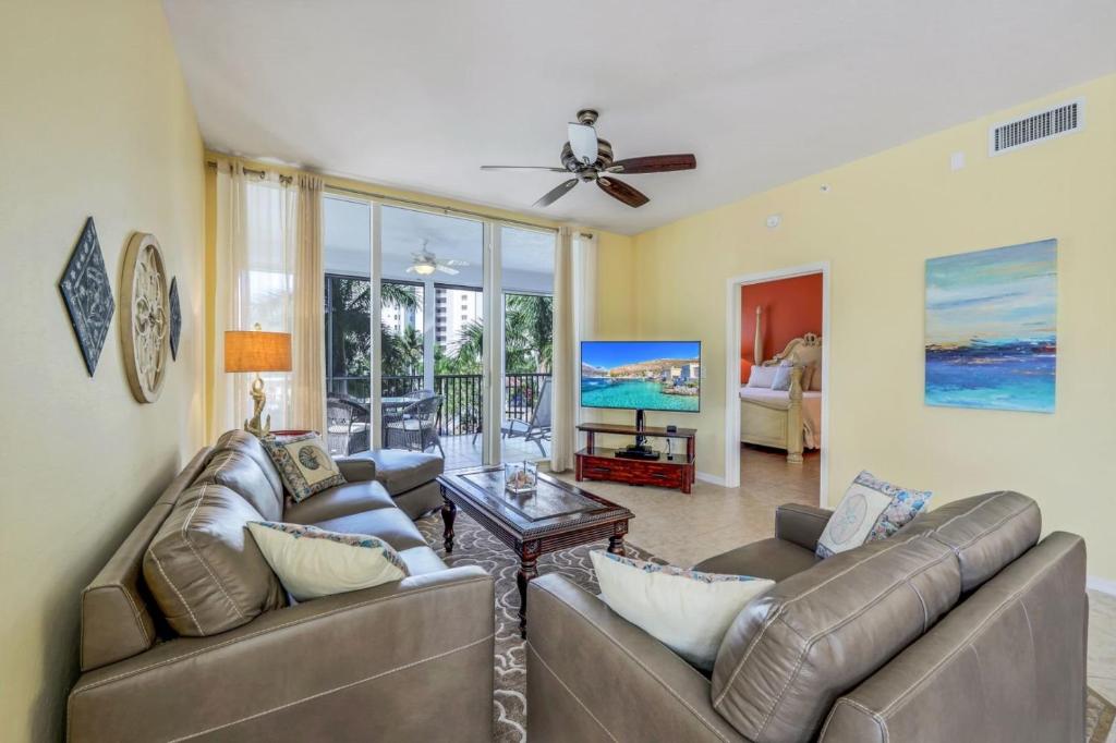 Curated visual reference: Visual Reference: Impeccable Island Condo Resort Style Amenities Your Tropical Getaway
