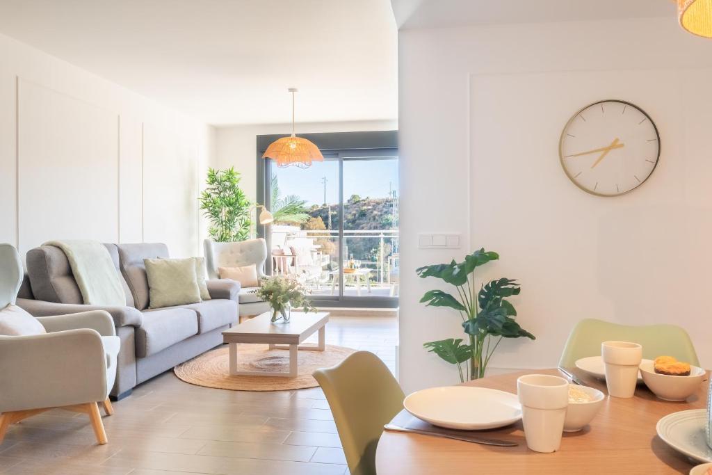 Posedenie v ubytovaní Apartment La Cala With Pool - Happy Rentals