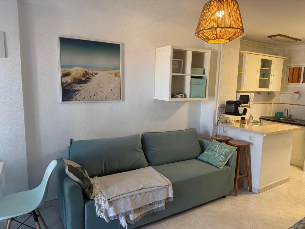 Kuchyň nebo kuchyňský kout v ubytování Estudio muy acogedor en Benalmádena