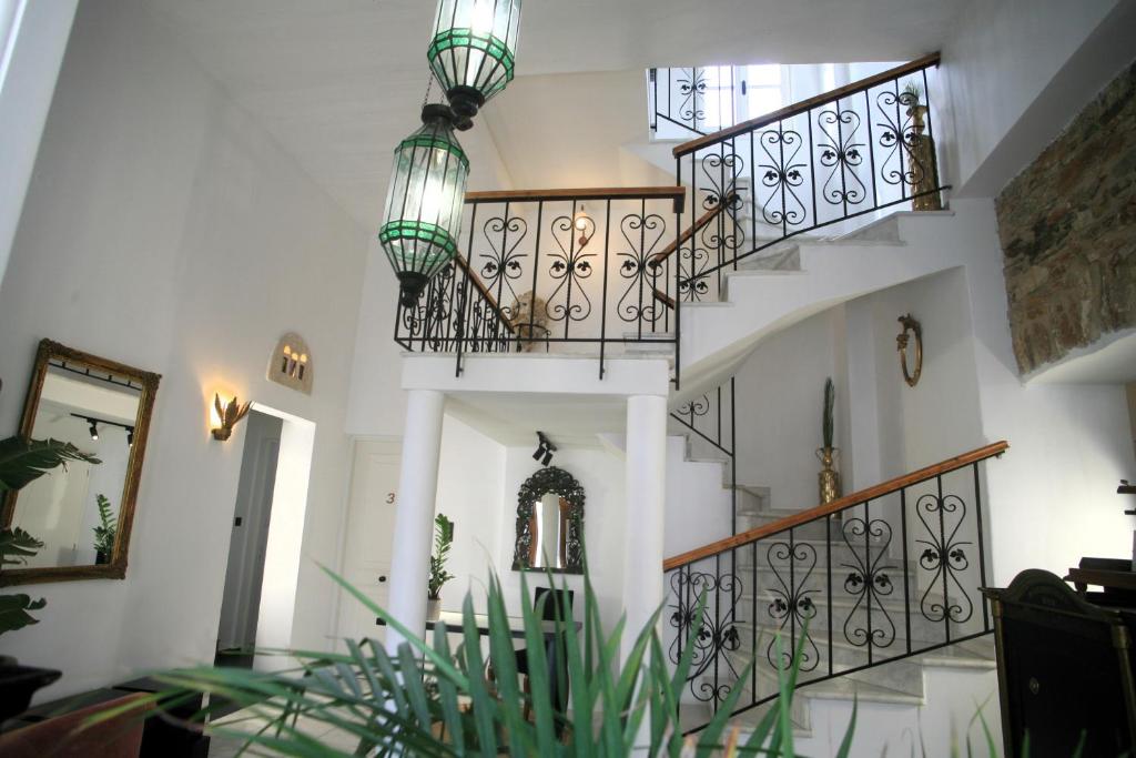Foto dalla galleria di Axilleion Boutique Hotel a Ermoupoli