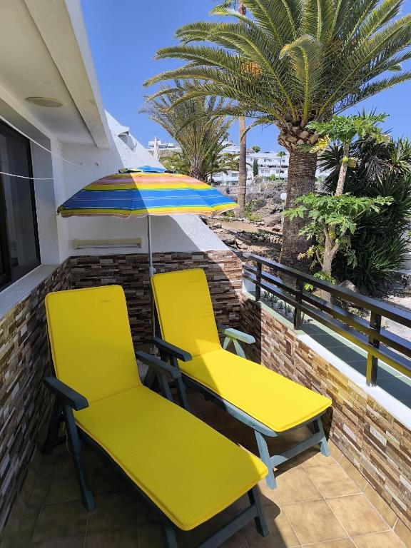 Balkón nebo terasa v ubytování Sea view cozy apartment with pool