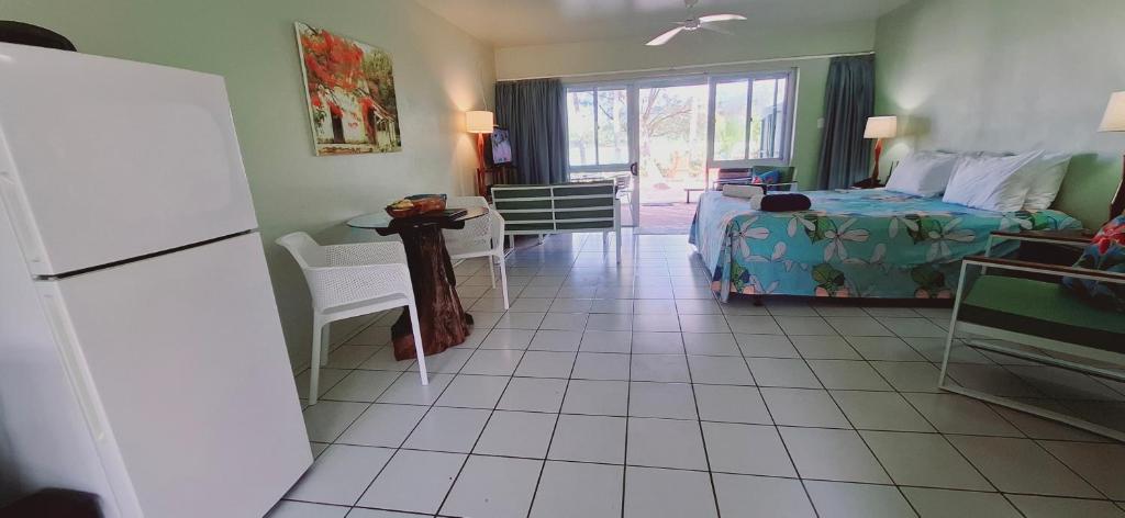 Avana Waterfront Apartments photo