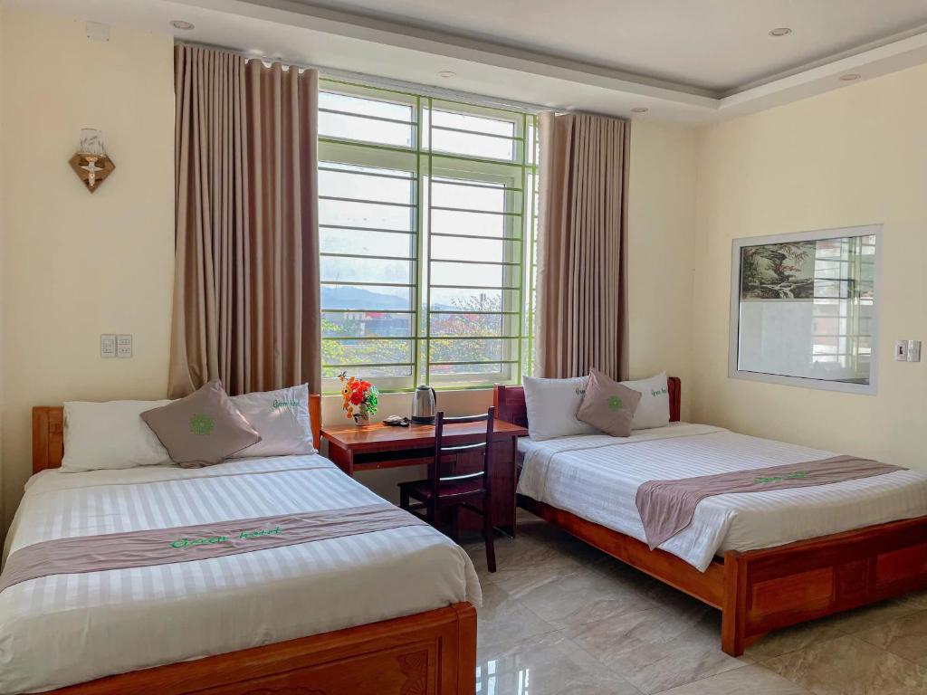 Khách sạn Green Khe Sanh - Deluxe Vierbettzimmer