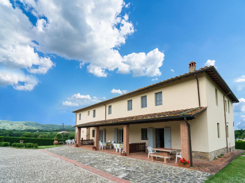 The building in which the holiday home is located