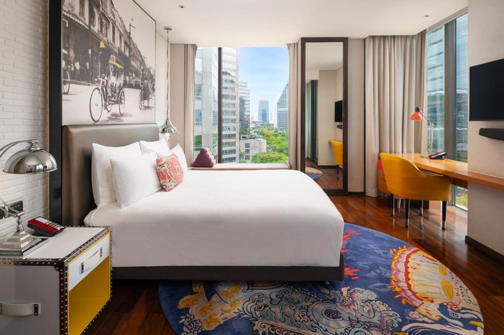 
King Premium Garden View Corner Balcony
