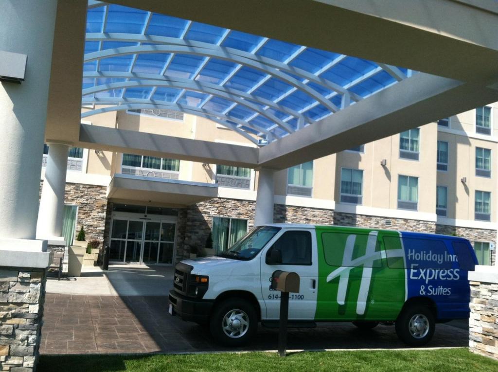 Holiday Inn Express & Suites Columbus - Easton Area by IHG photo