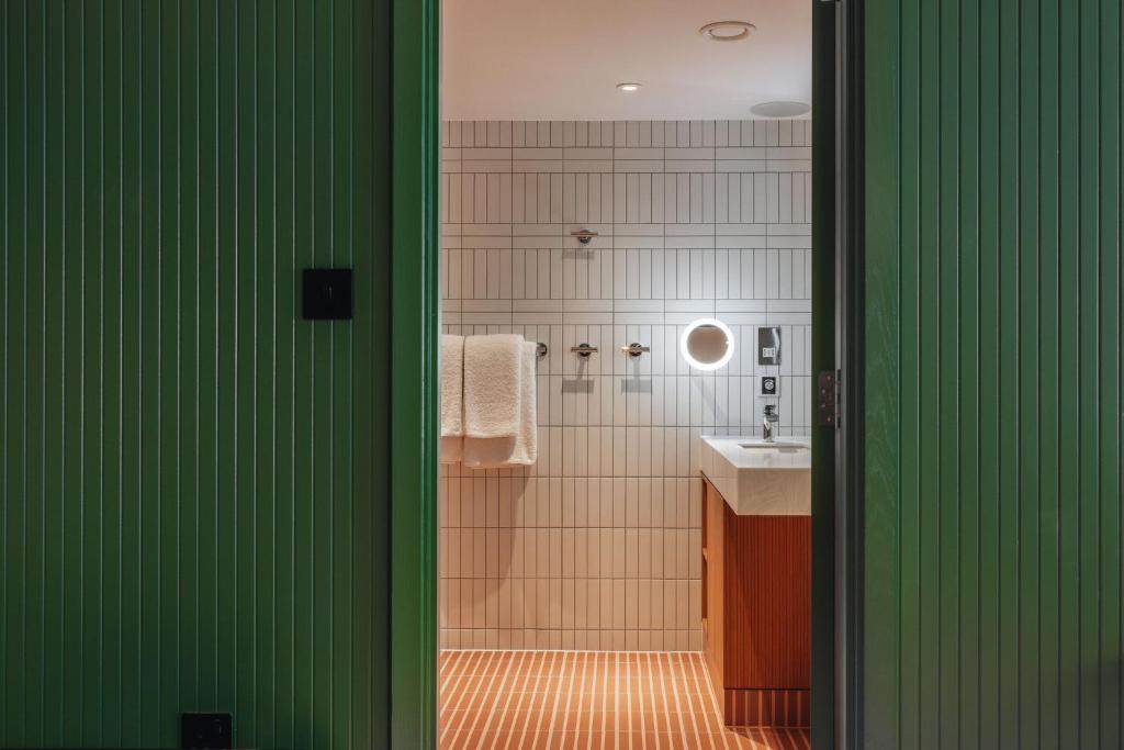 Hotel Indigo London Clerkenwell by IHG - Resim 7