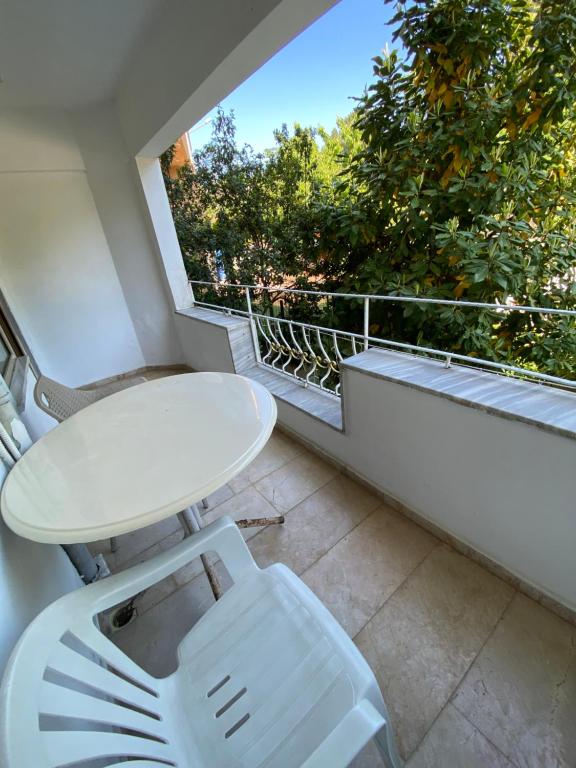 Balkón nebo terasa v ubytování EVİM APART HOTEL
