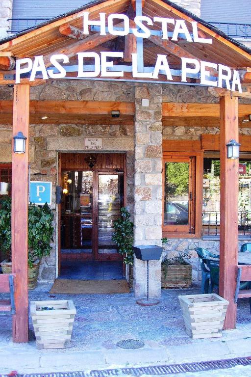 Fotografie z fotogalerie ubytování Hostal Pas De La Pera v destinaci Aransá