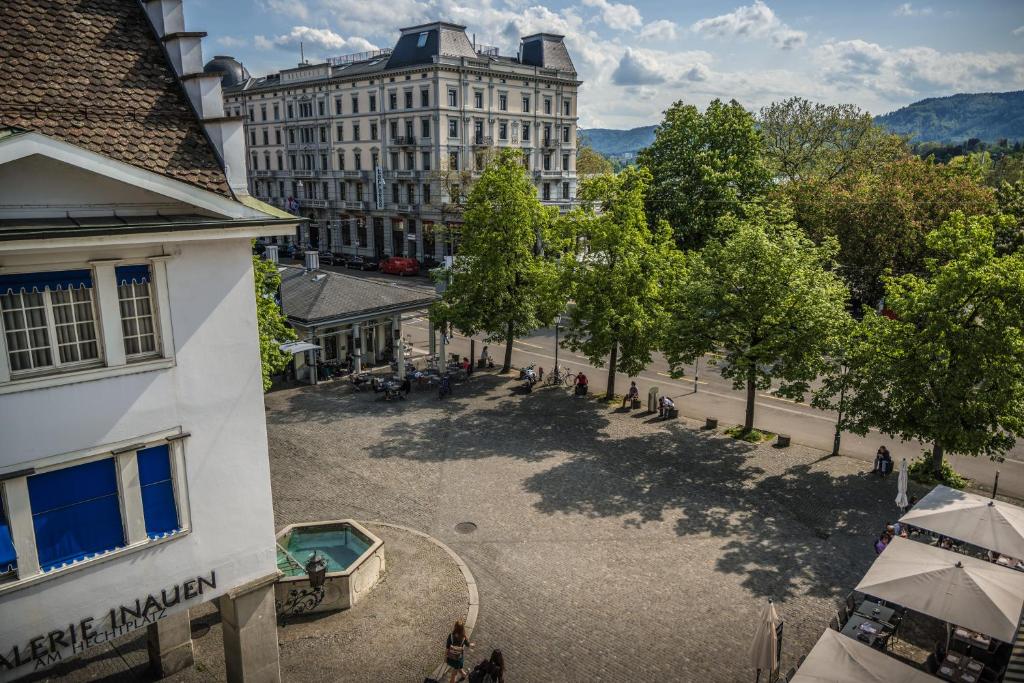 Lake Side Location Bellevue - Resim 5