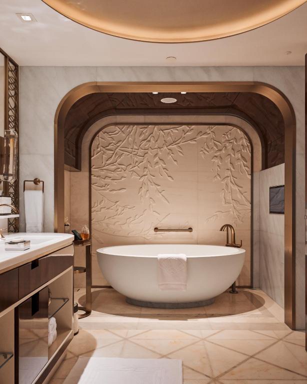 Koupelna v ubytování Mandarin Oriental Al Faisaliah, Riyadh