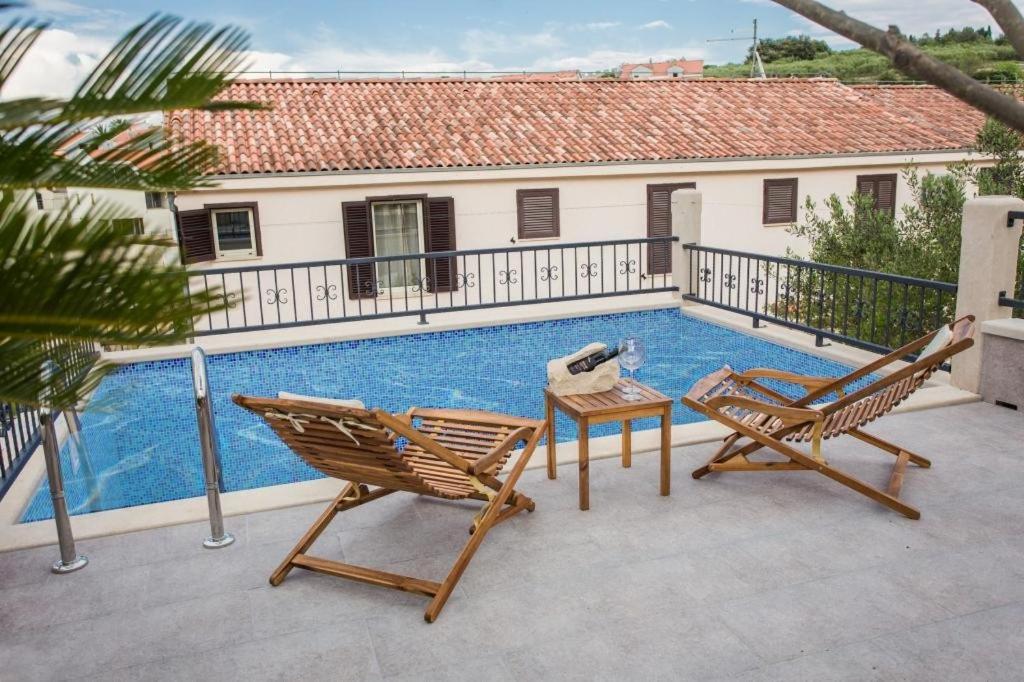 Villa Suzy Lux