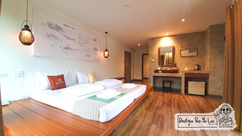 Boutique Poo-Yai Lee - Resim 12