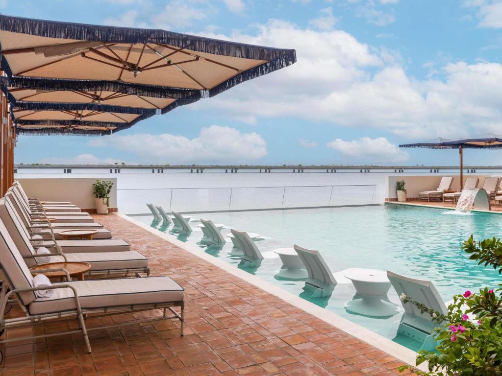 Bazén v ubytování Sofitel Legend Casco Viejo, Panama City nebo v jeho okolí