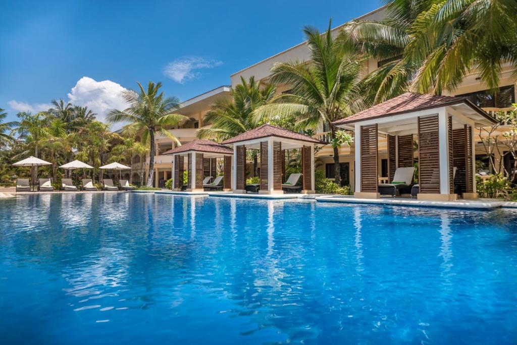 Bazén v ubytování Henann Garden Resort nebo v jeho okolí