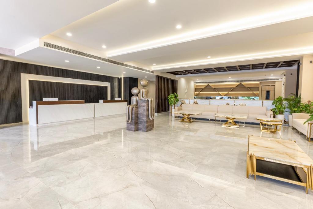 Vstupní hala nebo recepce v ubytování Hotel Elinor By Dazzling Hotels & Resorts