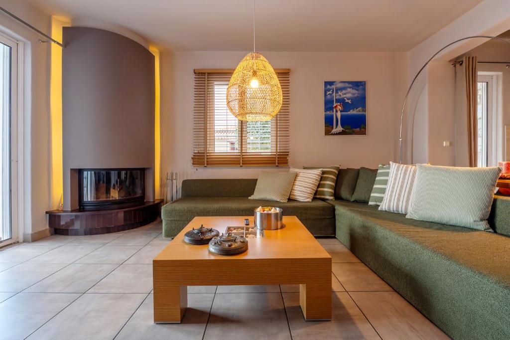 Posezení v ubytování Tyros Boutique Houses Villas