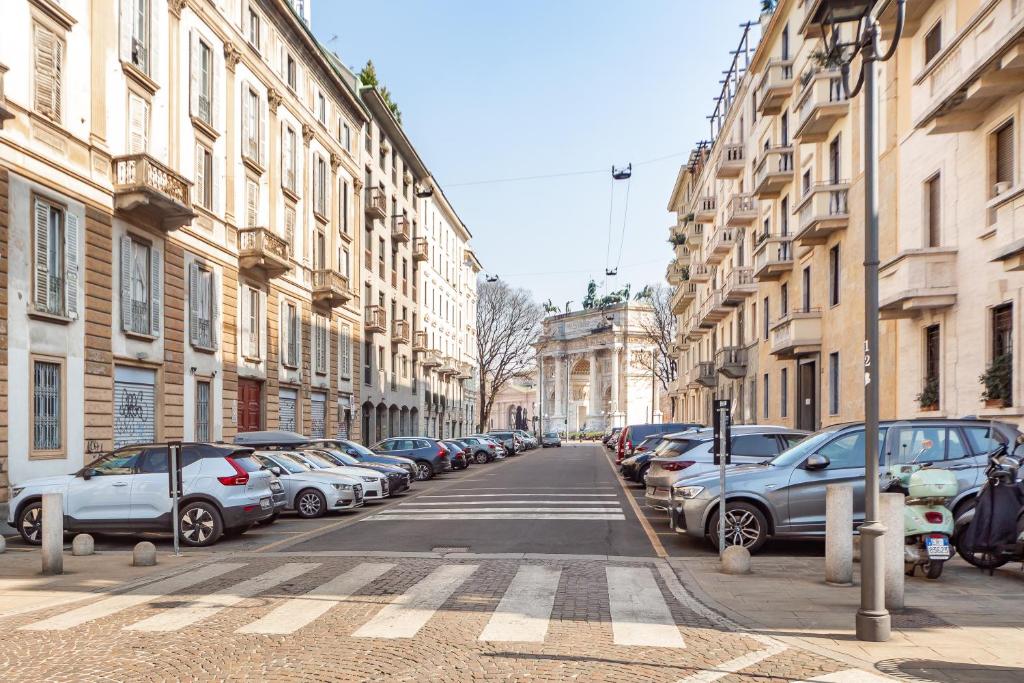 Youhosty - Arco della Pace Apartment